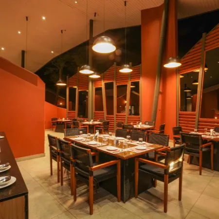 Vyna Hillock Resort