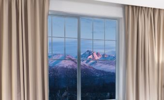 Embassy Suites by Hilton Anchorage