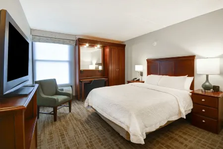 Hampton Inn Detroit/Madison Heights/South Troy Area Отели в г. Хазел Парк
