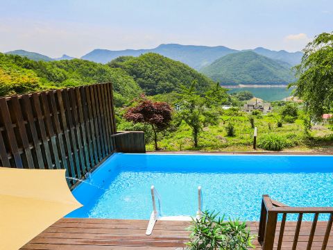 Penates Poolvilla A