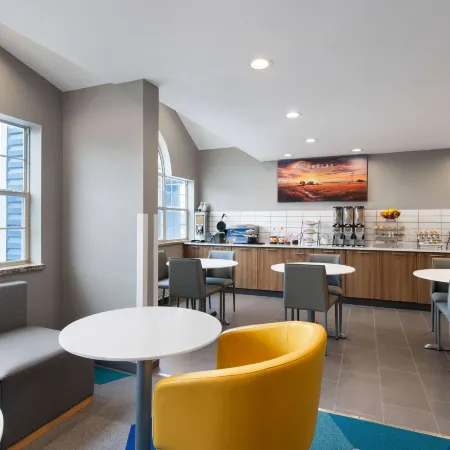 Microtel Inn & Suites by Wyndham Independence