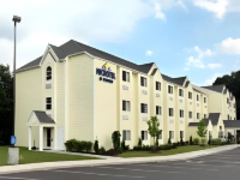 Microtel Inn & Suites by Wyndham Beckley East Hotels in Beckley