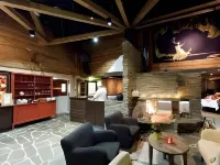 Santa's Hotel Aurora & Igloos Hotels in Luosto