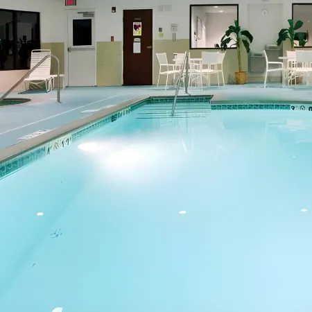 Holiday Inn Express & Suites CHESAPEAKE by IHG