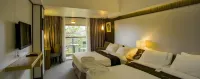Le Monet Hotel