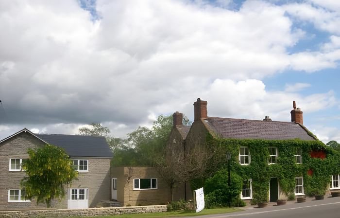Hunters Lodge Inn
