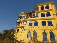 Naldehra House