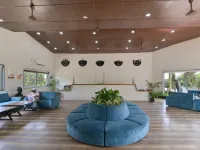 Elegant Waterfront Resort Hotels in Waki Tarf Wada