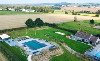 Charming Cottage in a Castle-Farm in Ohey with Swimming Pond