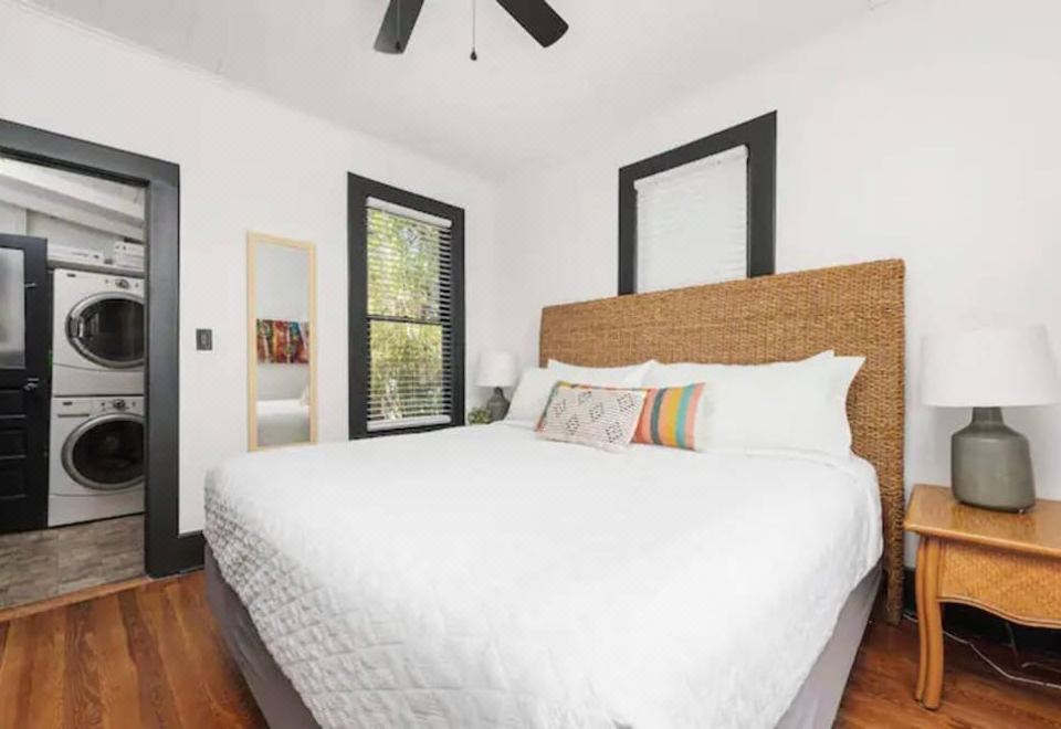 Pacific Cove Manor 3 Pet-friendly Homes 이미지
