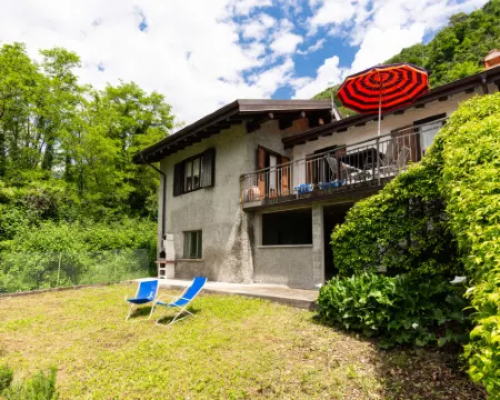 Annita Hotels in Dervio