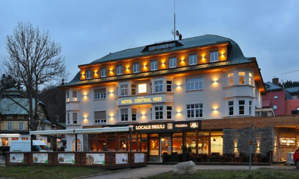 Hotel Central 1920