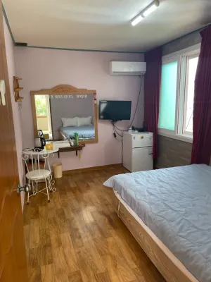 Gangneung Skytel Homestay Pension Các khách sạn gần jeongdongjin Station