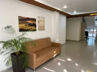 Svoi V Madride Dinopark "Zateryannyy Mir" 주변 호텔