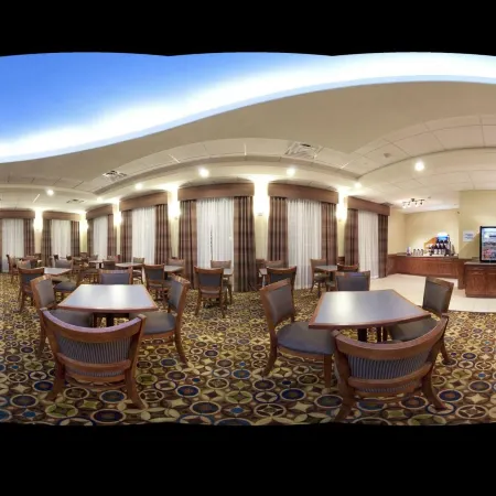 Holiday Inn Express & Suites GALVESTON WEST-SEAWALL by IHG
