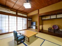 Ryokan Asahikan Hotel Hotels in Сакай-Мінато
