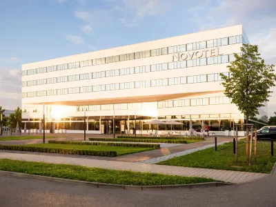 Novotel Muenchen Airport - Newly Renovated Hotels near Kronthaler Weiher