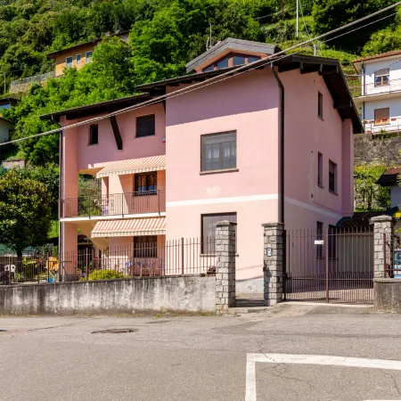 La Casa di Bianca Отели в г. Донго