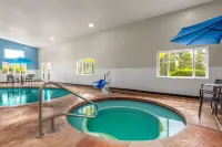 Days Inn by Wyndham Williams - Hot Tub