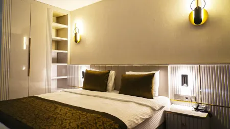 Sky Hill Hotel