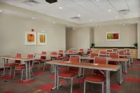 Home2 Suites by Hilton Youngstown West/Austintown Hotels in Austintown