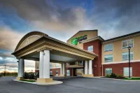 Holiday Inn Express & Suites Lancaster East - Strasburg Hotels in Strasburg