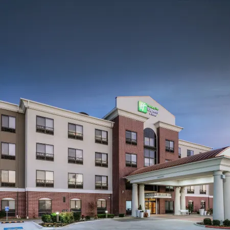 Holiday Inn Express & Suites PRYOR by IHG