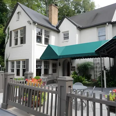 The University Inn at Emory Hotels in Decatur