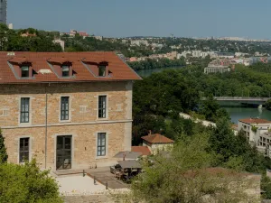 Hôtel Fort St Laurent Lyon - Handwritten Collection