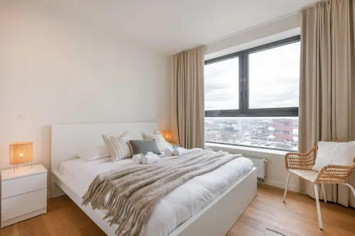 Huswell - Apartment with Beautiful View of Antwerp
