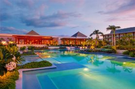 Crowne Plaza FIJI NADI BAY RESORT & SPA by IHG