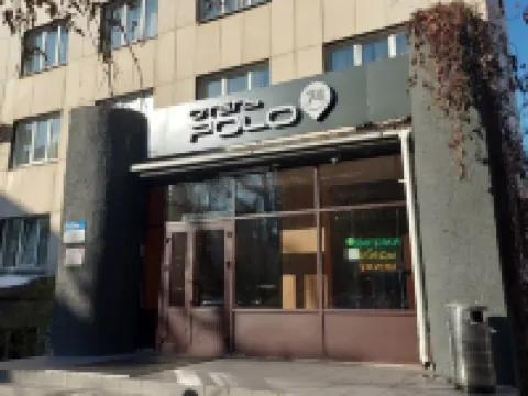 Polo 74 - Byvshaya Gostinitsa Astra Hotel のホテル