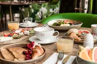 Varbergs Stadshotell & Asia Spa - breakfast