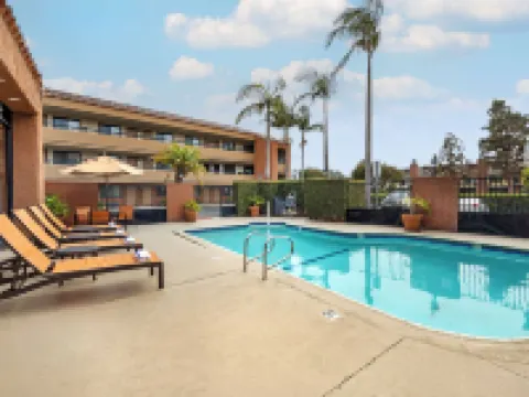 Best Western Plus Redondo Beach Inn Hotels in Redondo Beach