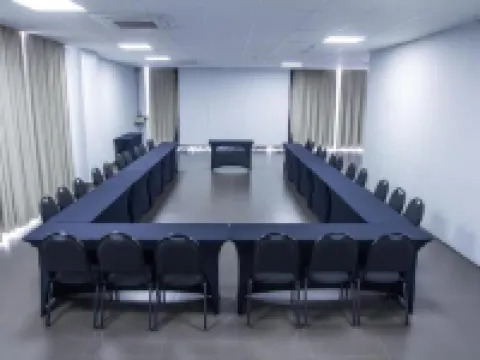 弗拉特爾商務 帕圖斯－迪米納斯酒店