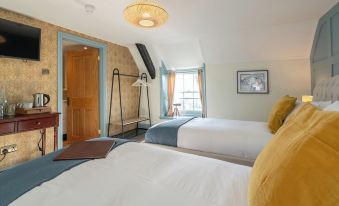 The Buddle Inn