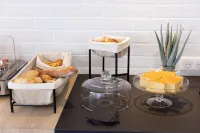 Hilton Garden Inn Tours Centre - breakfast