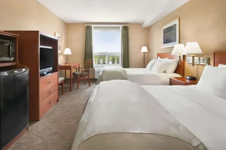 Days Inn & Suites by Wyndham Cochrane