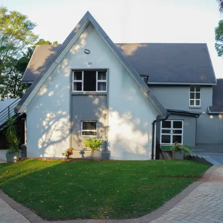 E11Even Boutique Bed & Breakfast