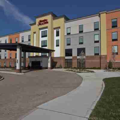 Hampton Inn & Suites Columbus Scioto Downs Hotel Exterior