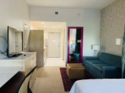 Home2 Suites โดย Hilton Edinburg, TX