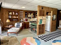 NEW Papa's Place on 1st hole Linville Land Harbor Pet Friendly