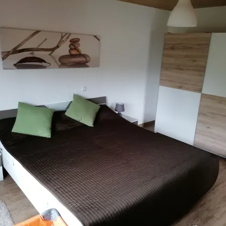 Ferienhaus im Grünen-idyllischen Lage