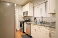 Gorgeous 4BDR in Chicago / 15mins from DWTN Brand New!