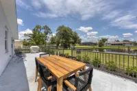 Waterfront Escape 4 Bedroom 2 Bath. Our Pool Will be Coming Soon. Huge Discounts