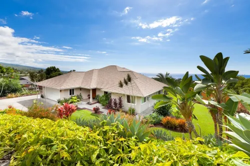 ★NEW Remodel Heated Infinity PoolSpa, OceanView, Gated Community, Fruit Orchard★