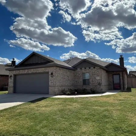 Newly Constructed Spacious 4-bed 2-bath house in Wolfforth