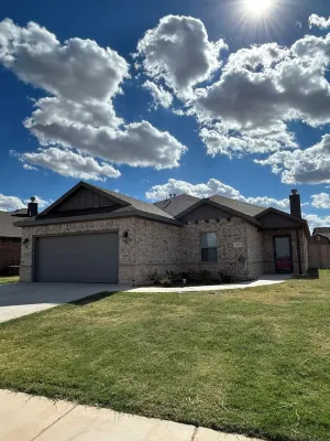 Newly Constructed Spacious 4-bed 2-bath house in Wolfforth