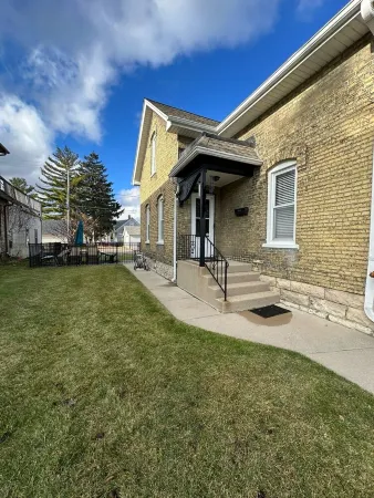 Welcome to Lake Michigan Dreamscape -  Ideal Getaway and Work-From-Home Retreat! Отели в г. Racine County