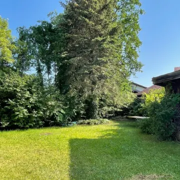 Holiday Home at the Chiemsee - 10 minutes walk to the lake